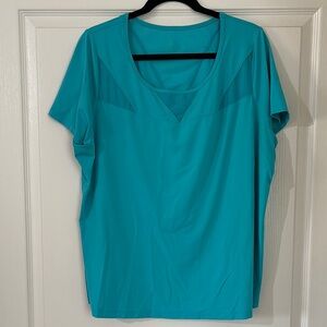 Livi Active Turquoise Active Wear Top